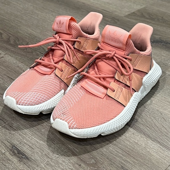 Women’s 5.5 Adidas EVM Woven Knit Pink Flyknit Tennis Sneakers EUC - Picture 3 of 9